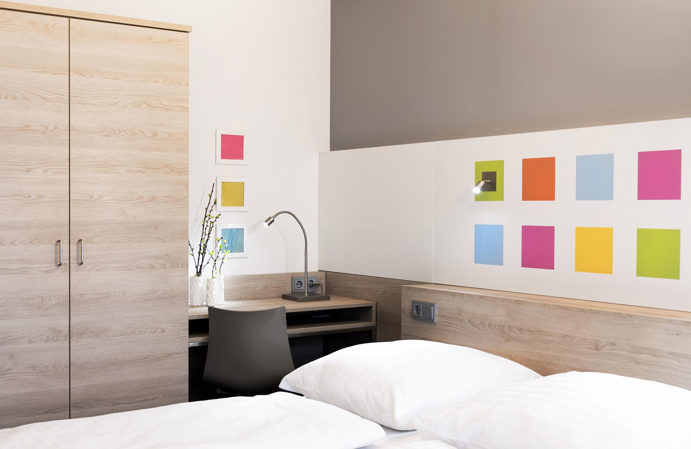 Business & Budget Hotel Tessin Munchen Bagian luar foto